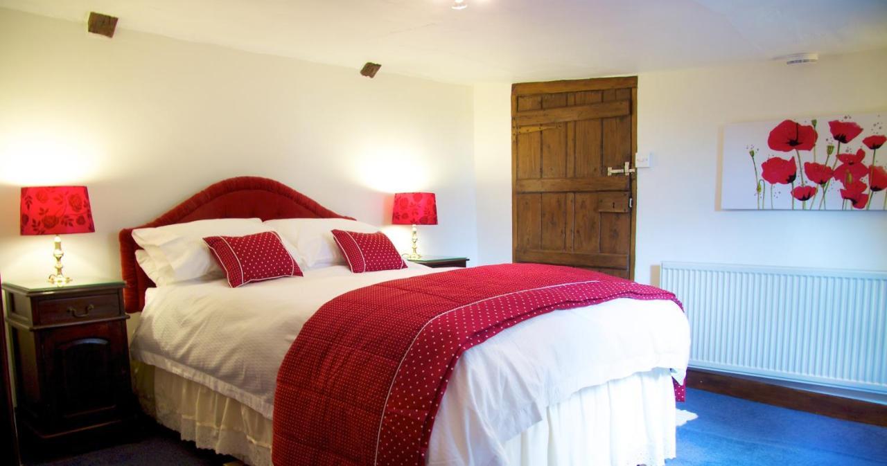 Colston Hall Farmhouse B&B Framlingham Exterior photo