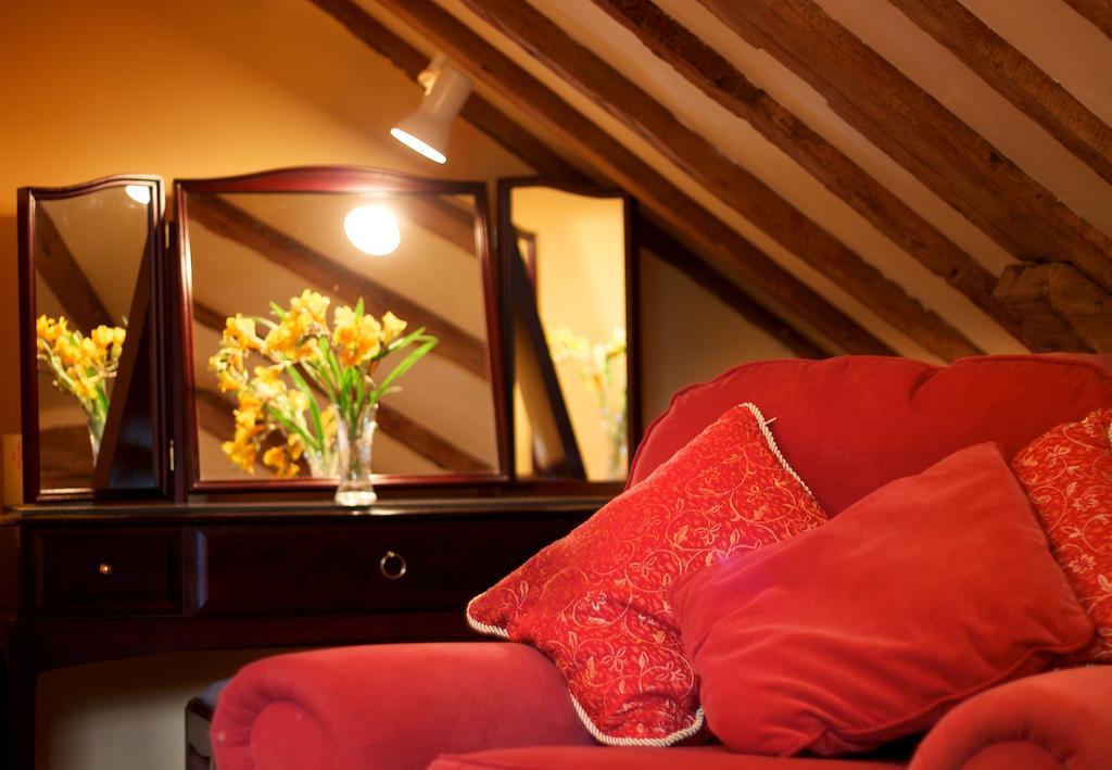 Colston Hall Farmhouse B&B Framlingham Room photo